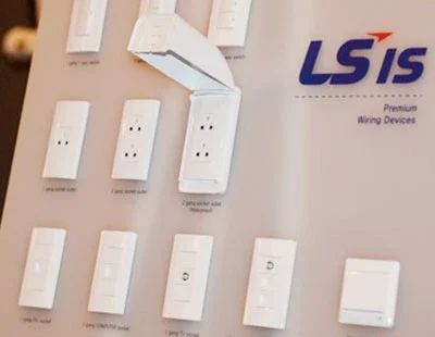 LS-Công Tắc Ổ Cắm